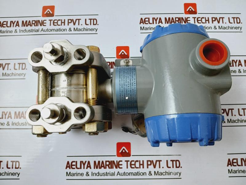 Honeywell St800 Pressure Transmitter Std820-e1Hc4As-1-a-cdc-11S-b-21A0-f1-0000 W/ Accessory