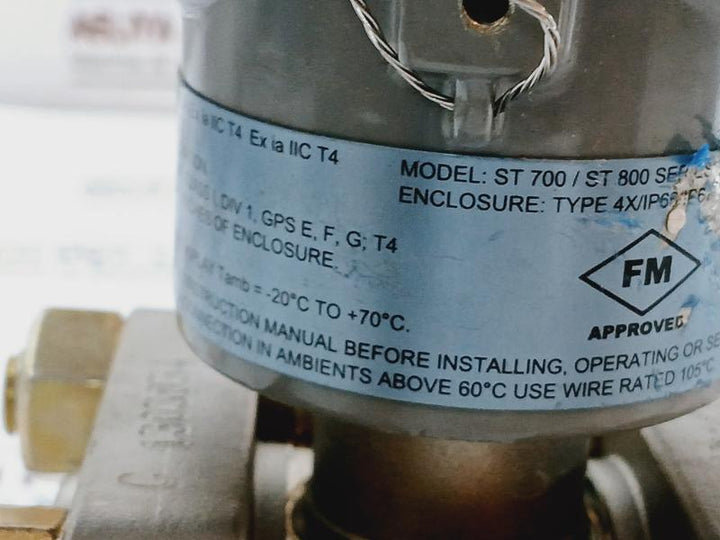 Honeywell St800 Pressure Transmitter Std820-e1Hc4As-1-a-cdc-11S-b-21A0-f1-0000 W/ Accessory