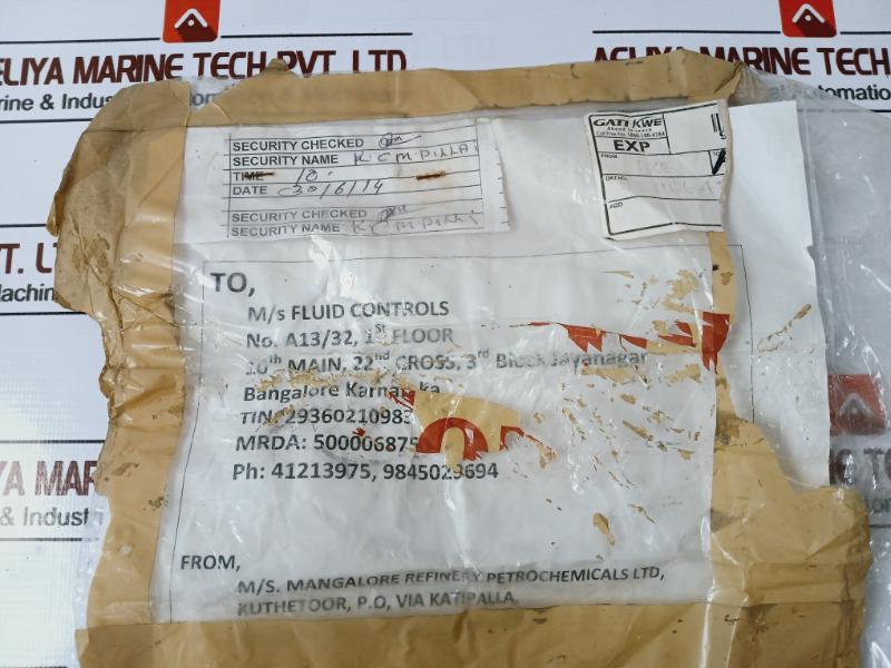 Honeywell St800 Pressure Transmitter Std820-e1Hc4As-1-a-cdc-11S-b-21A0-f1-0000 W/ Accessory