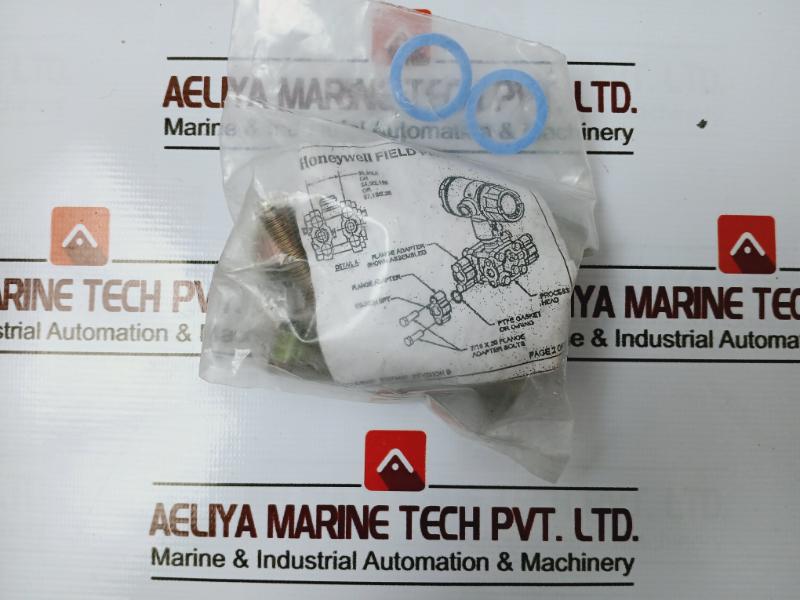 Honeywell St800 Pressure Transmitter Std820-e1Hc4As-1-a-cdc-11S-b-21A0-f1-0000 W/ Accessory