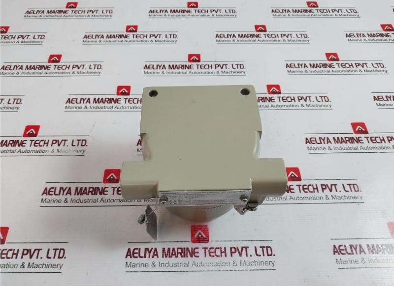 Honeywell Stt25H-0-ene-tte-m00-0D0-00-3H-0 Temperature Transmitter, Stt 3000 Ser