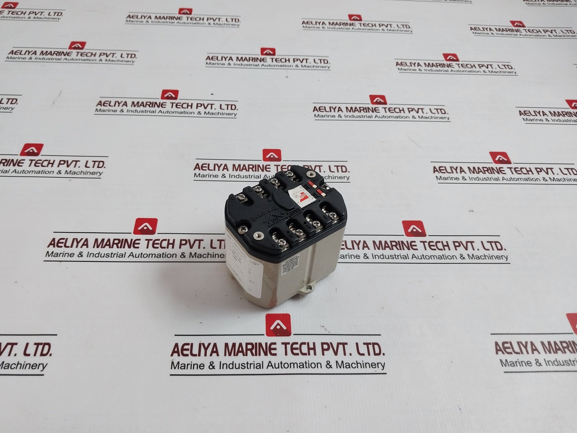 Honeywell Stt350F-0-00 Temperature Transmitter 11-42 Vdc 0.0 To 45.0 Mv   