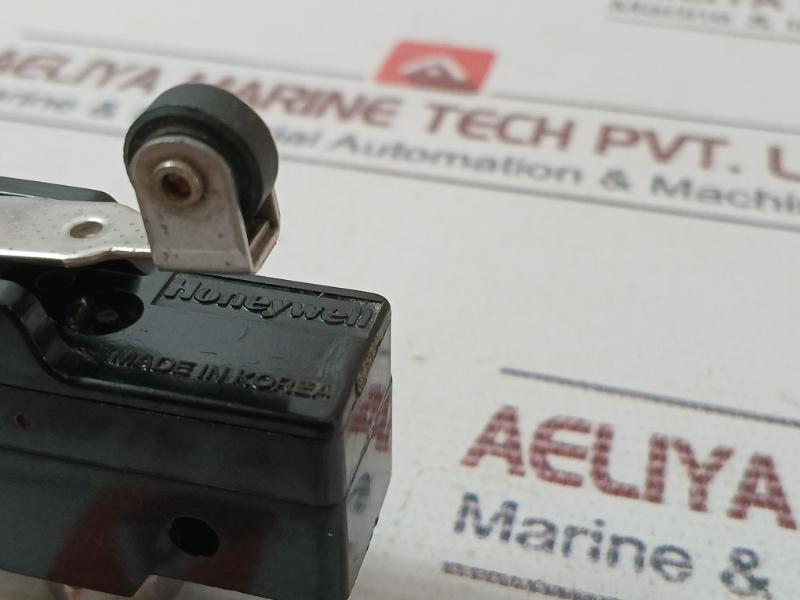Honeywell Szm-z15-g13 Microswitch 15A 125,250Vac