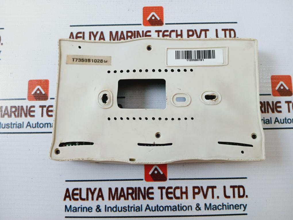 Honeywell T7350B1028 Programmable Thermostat