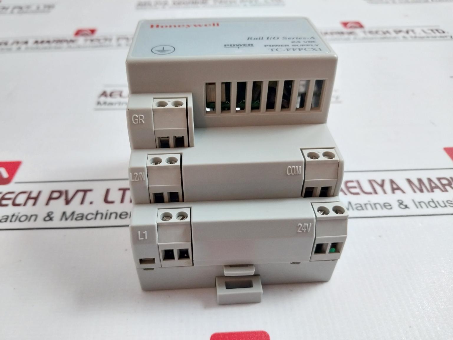 Honeywell Tc-ffpcx1 Power Supply Module 120/230Vac 24Vdc 1.2A T3C G9900Ps13B