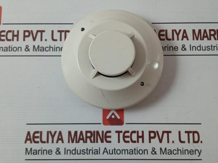 Honeywell Tc806B1076 Photoelectric Smoke Detector 120 F (49 C)