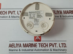 Honeywell Tc806B1076 Photoelectric Smoke Detector 120 F (49 C)