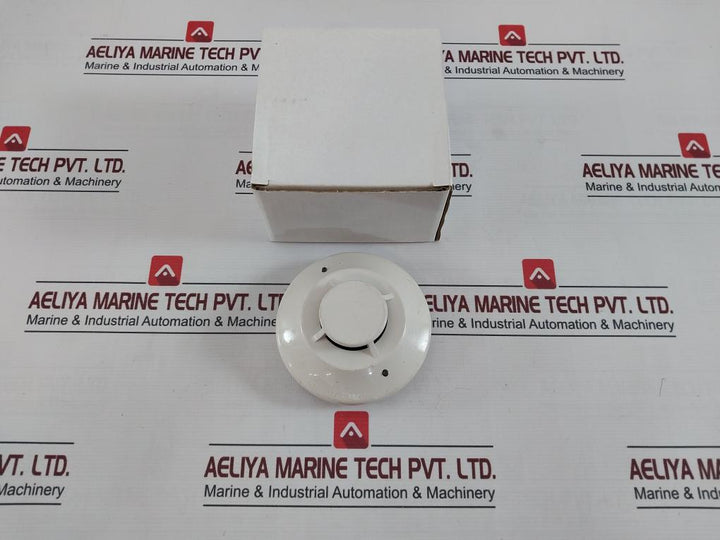 Honeywell Tc806B1076 Photoelectric Smoke Detector