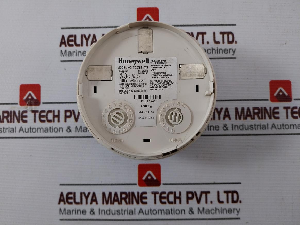 Honeywell Tc806B1076 Point Smoke Detector Hp-195365