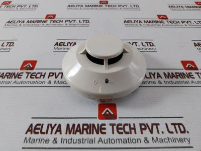 Honeywell Tc806B1076 Point Smoke Detector Hp-195365