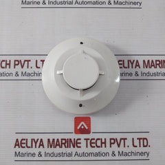 Honeywell Tc806B1076 Smoke Detector 120F Hp-130211 6124B