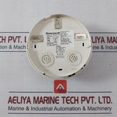 Honeywell Tc806B1076 Smoke Detector 120F Hp-130211 6124B
