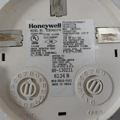 Honeywell Tc806B1076 Smoke Detector 120F Hp-130211 6124B