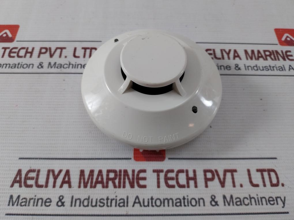 Honeywell Tc806B1076 Smoke Detector 120F Hp-130211 6124B