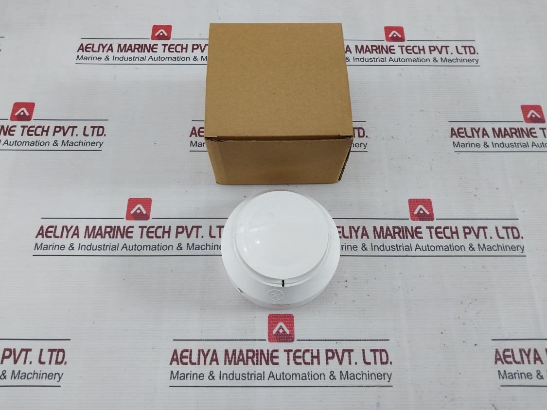 Honeywell Tc806B3010 Photoelectric Sensor Flash Scan Series Smoke Detector