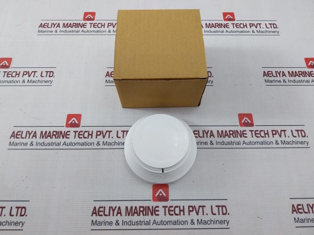 Honeywell Tc806B3010 Photoelectric Smoke Detector Head 122°F 2.86-4.0%