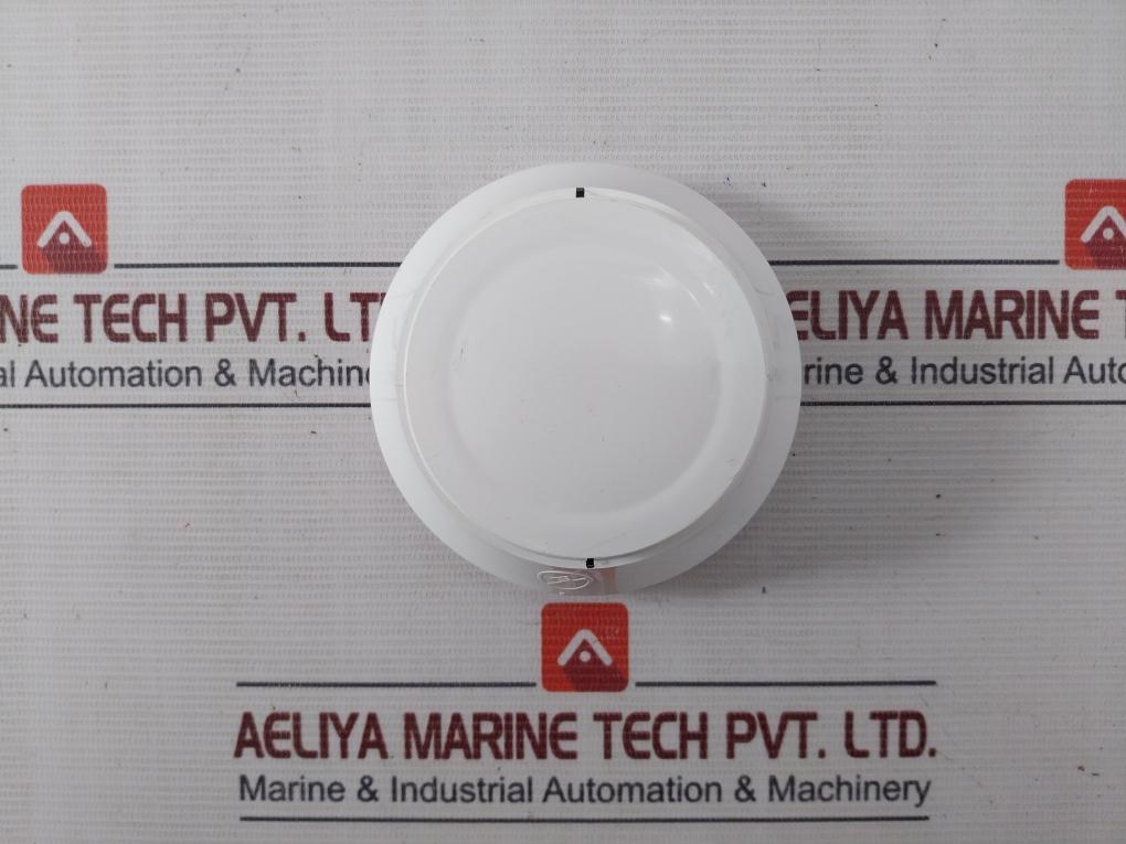 Honeywell Tc806B3010 Photoelectric Smoke Detector Head 122°F 2.86-4.0%