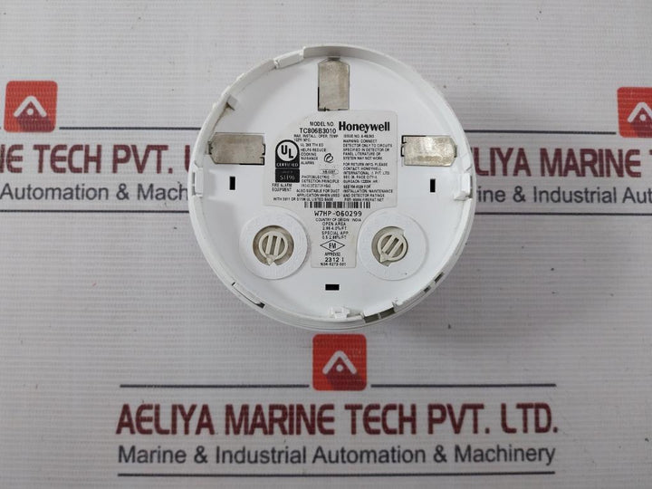 Honeywell Tc806B3010 Photoelectric Smoke Detector Head 122°F 2.86-4.0%