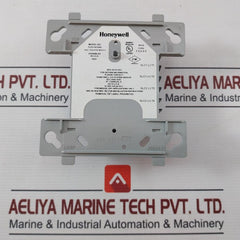 Honeywell Tc811A1006 Fault Isolator Module 15-32Vdc 450µA 17Ma