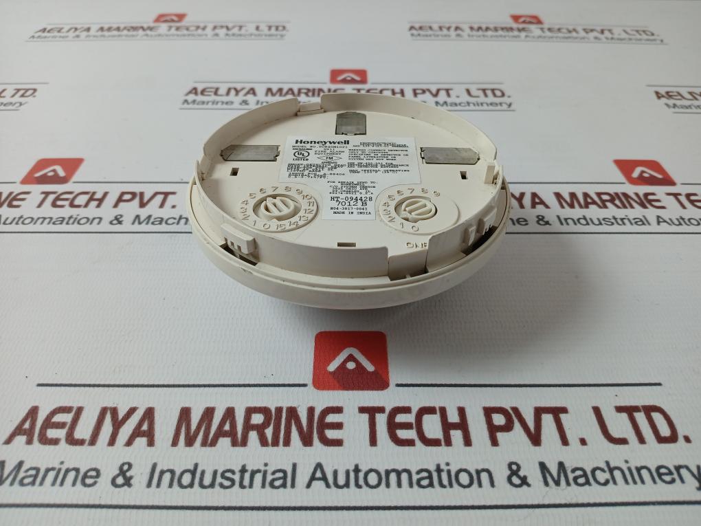 Honeywell Tc840M1021 Multi Sensor Smoke Detector 100 F (38 C)