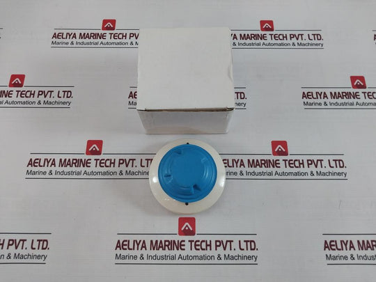 Honeywell Tc840M1021 Smoke Detector 100°F (38°C) 0.5-3.71 %/Ft