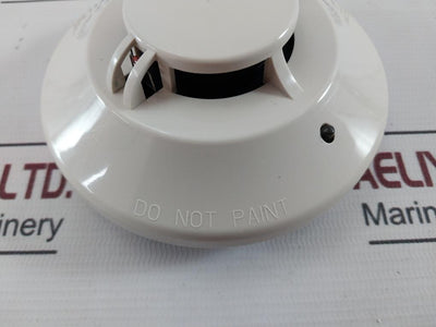 Honeywell Tc840M1021 Smoke Detector 100°F (38°C) 0.5-3.71 %/Ft