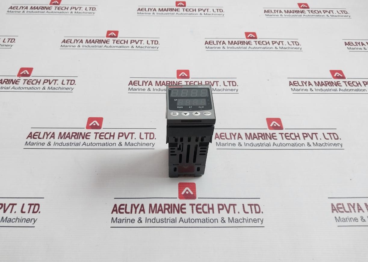 Honeywell Udc120T Digital Temperature Controller Dc120 411031000 100-240Vac