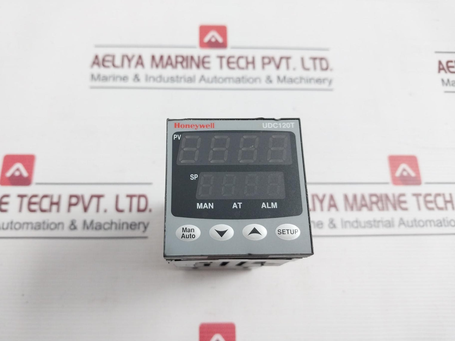 Honeywell Udc120T Digital Temperature Controller Dc120 T11101000 100-240Vac