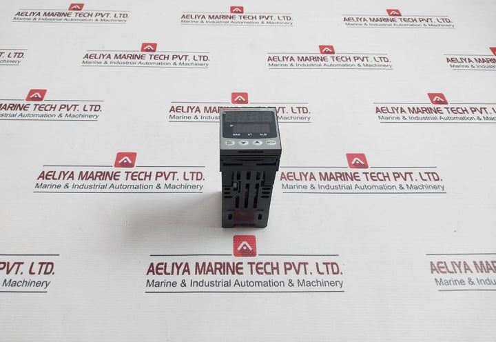 Honeywell Udc120T Digital Temperature Controller Dc120 T11101000 100-240Vac