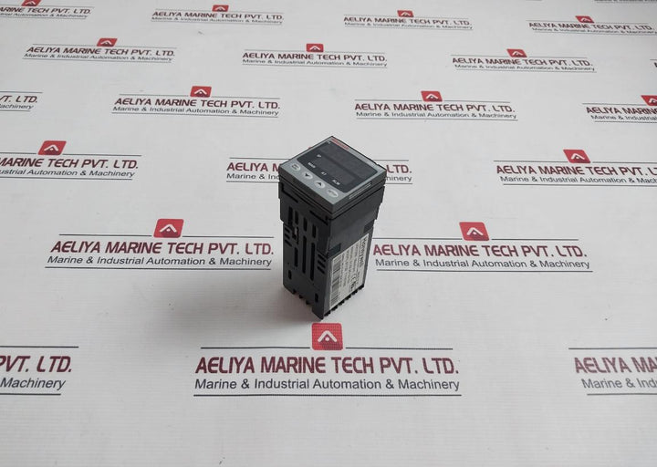 Honeywell Udc120T Digital Temperature Controller Dc120 T11101000 100-240Vac