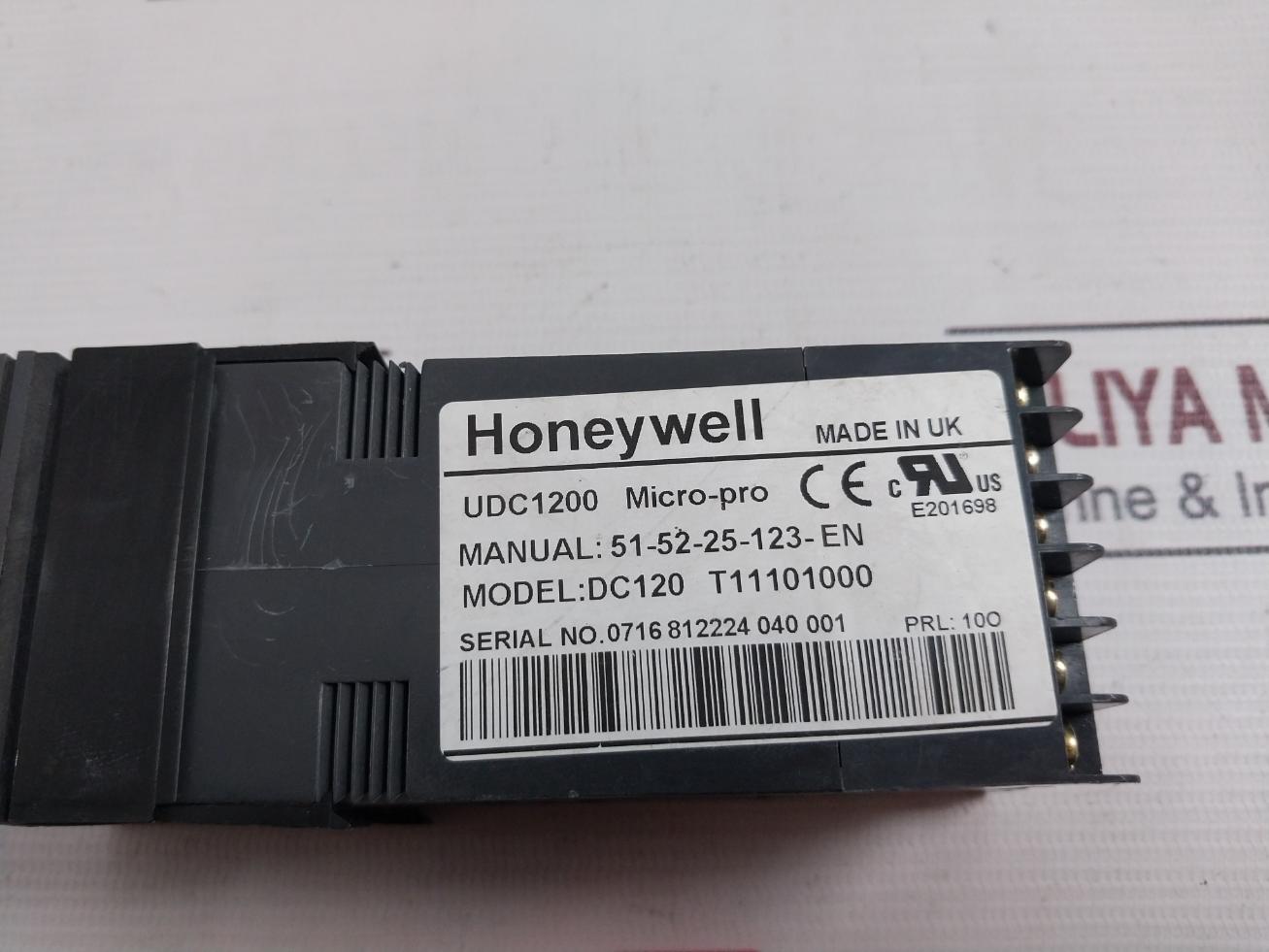 Honeywell Udc120T Digital Temperature Controller Dc120 T11101000 100-240Vac