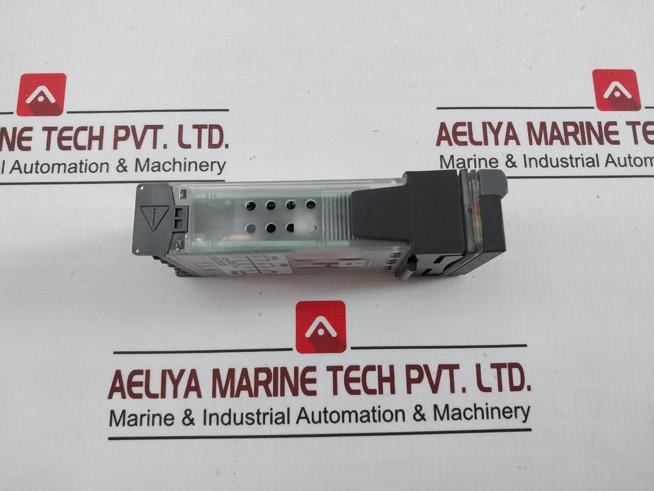 Honeywell Udc700 Dc70 1000000 Universal Digital Controller And Indicator