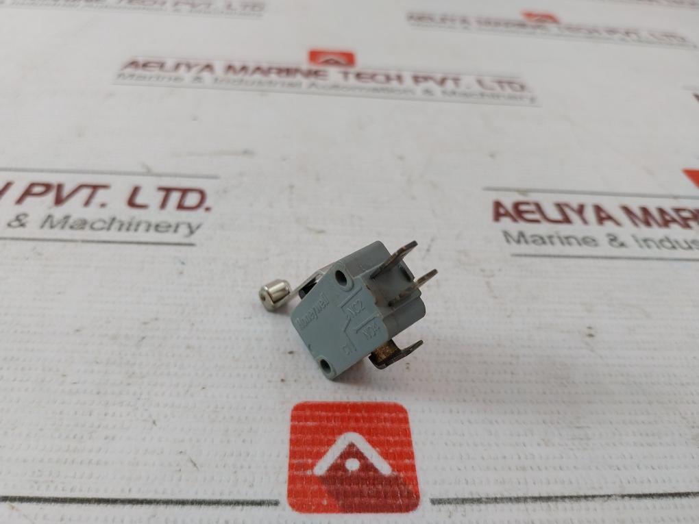 Honeywell V15T16-dz100A06-01 Micro Interrupteur 16Gpa 125/250Vac 25T125 U 5E4