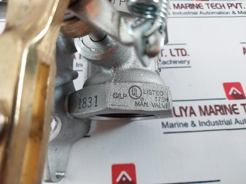 Honeywell V51E 1000 Butterfly Valve 1831 5 Psi Max