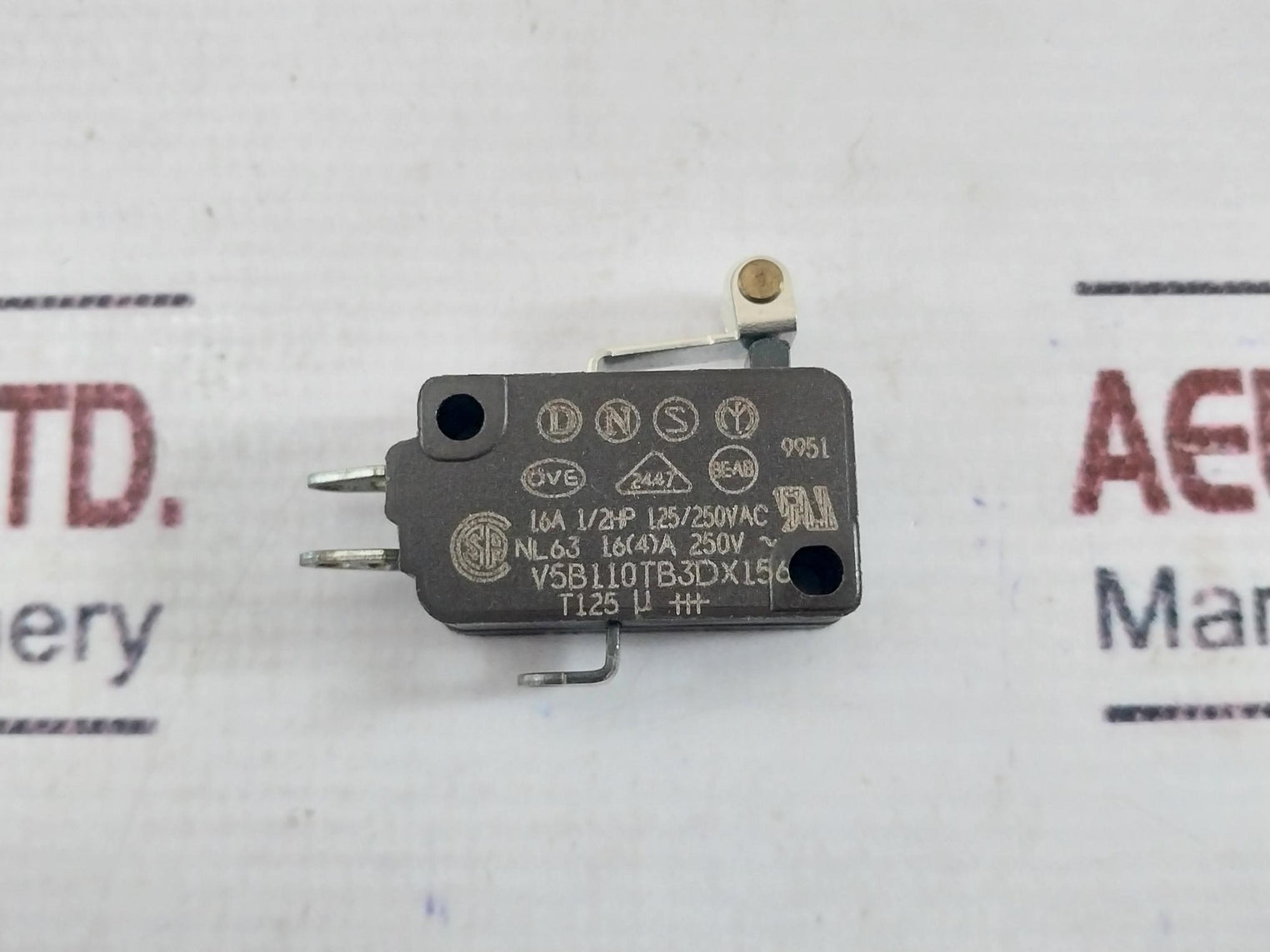 Honeywell V5B110TB3DX156 Micro Switch 16A 1/2HP 125/250VAC