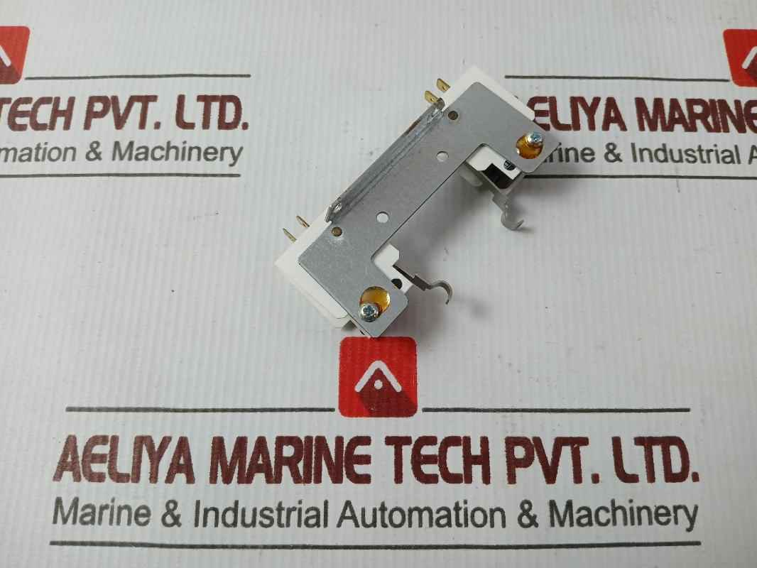 Honeywell V7-7B10D8-274 Microswitch 11A 1/3Hp 125, 250 Or 277 Vac