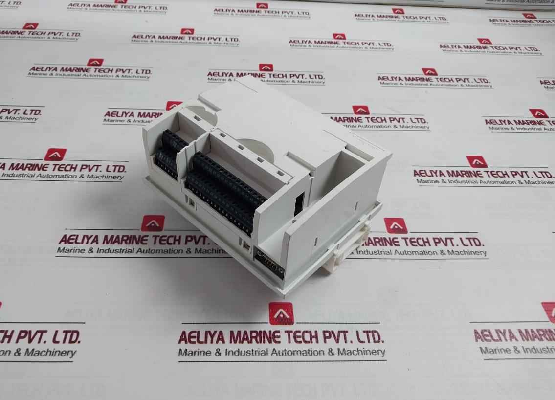 Honeywell Xl50 Programmable Controller 50/60Hz Ip30 Max. 10Va