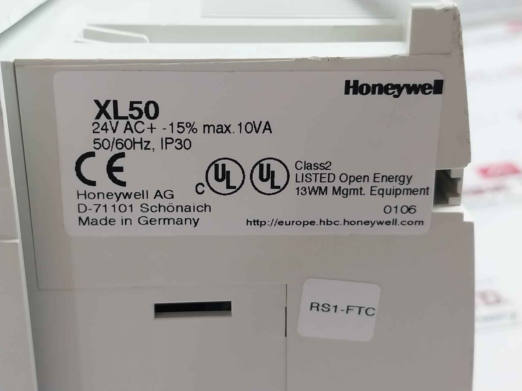 Honeywell Xl50 Programmable Controller 50/60Hz Ip30 Max. 10Va