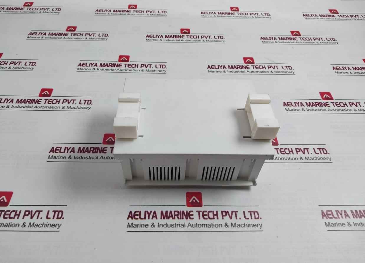 Honeywell Xl50 Programmable Controller 50/60Hz Ip30 Max. 10Va