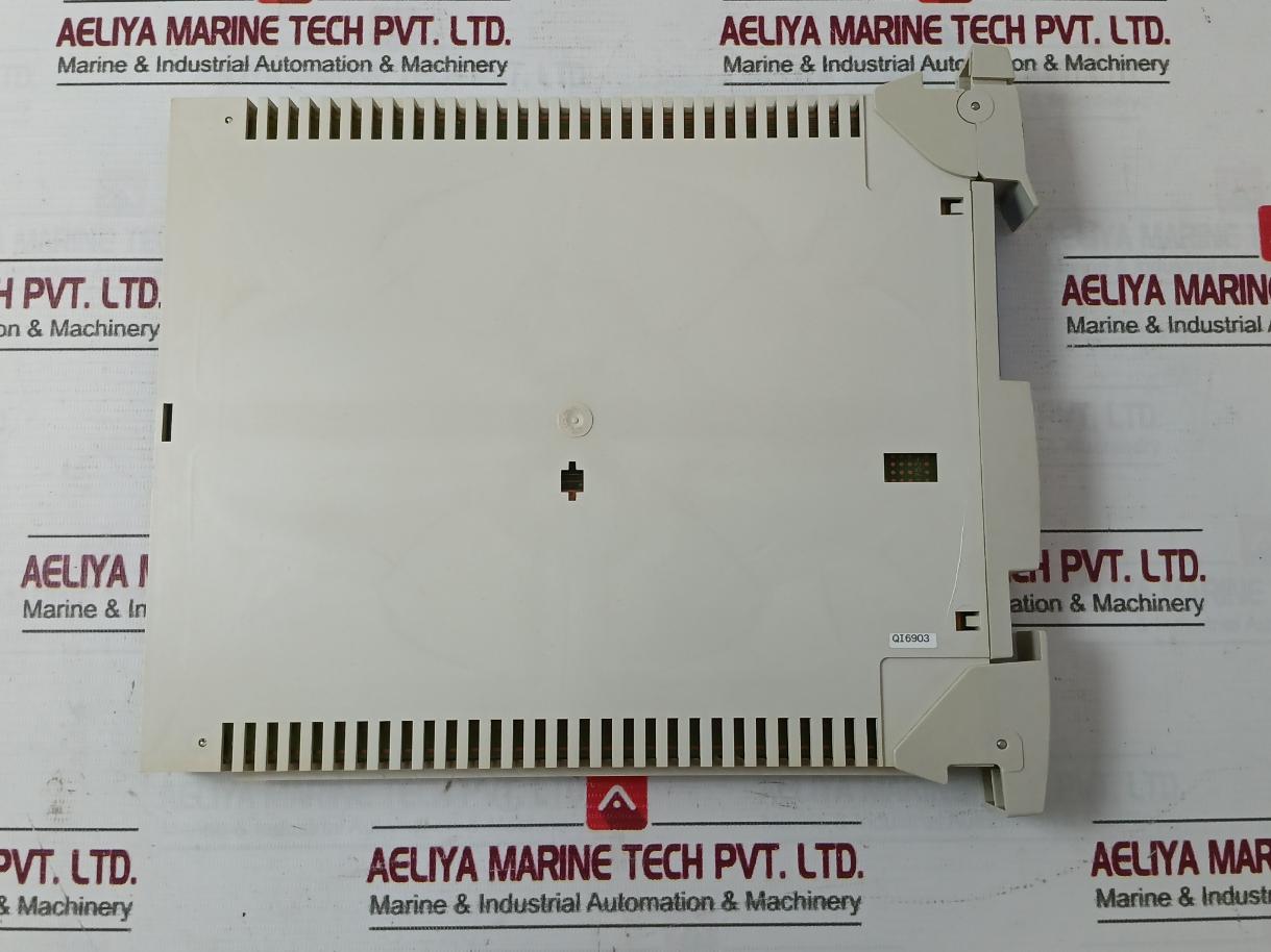 Honeywell 51402599-100 Input Output Rack Module 51304362-100 51304487-100 Rev: B