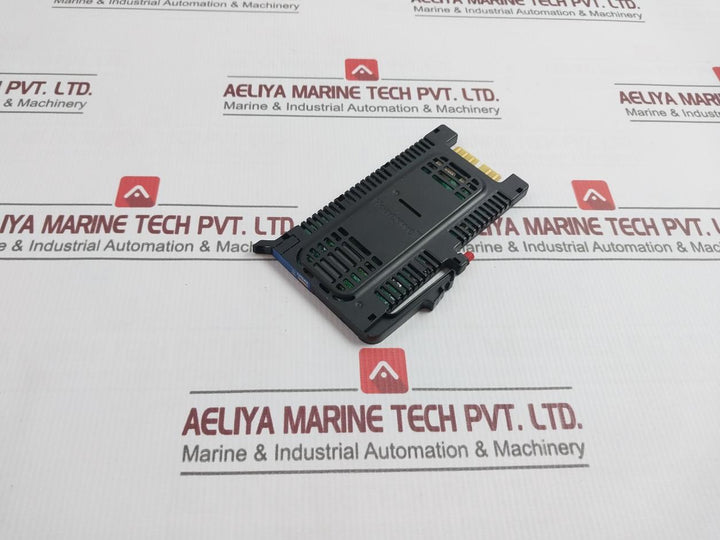 Honeywell Cc-ugai01 Analog Input Barrier +24V Dc 60Ma 250V