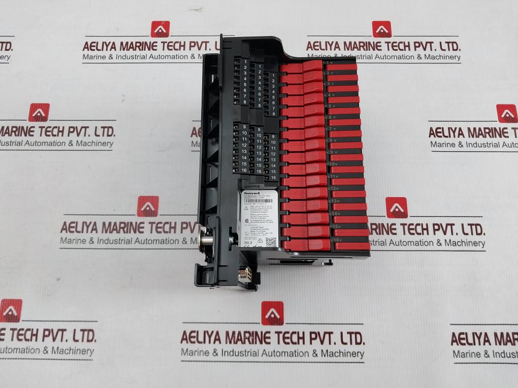 Honeywell Cc-usca01 Universal Signal Conditioning Assembly 24Vdc Max 1.3A Sil3