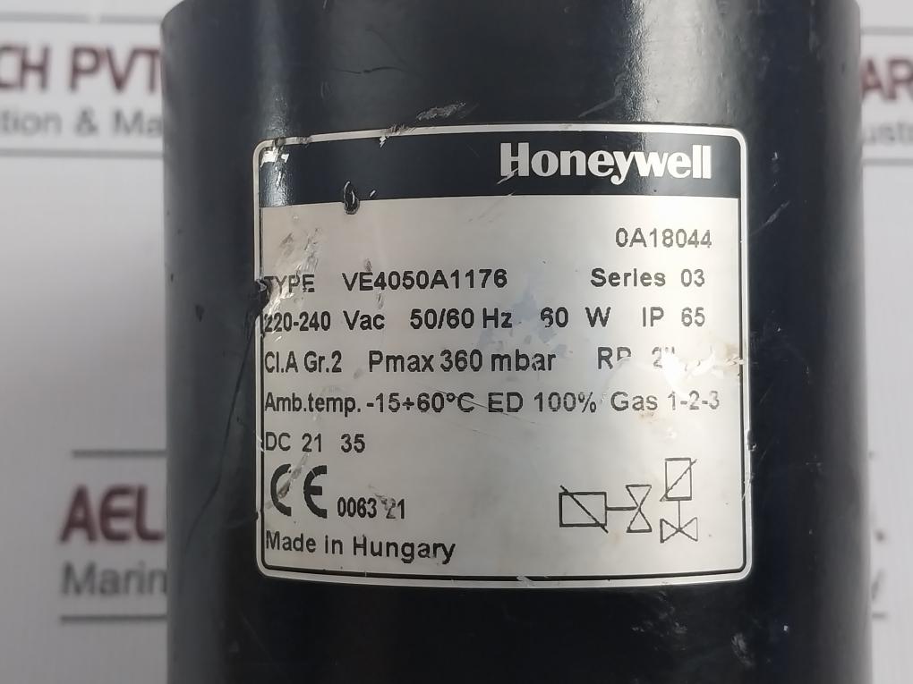 Honeywell Ve4050A1176 Gas Valve Series 03 220-240 Vac 50/60 Hz 60W 360 Mbar