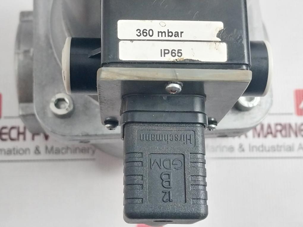 Honeywell Ve4050A1176 Gas Valve Series 03 220-240 Vac 50/60 Hz 60W 360 Mbar