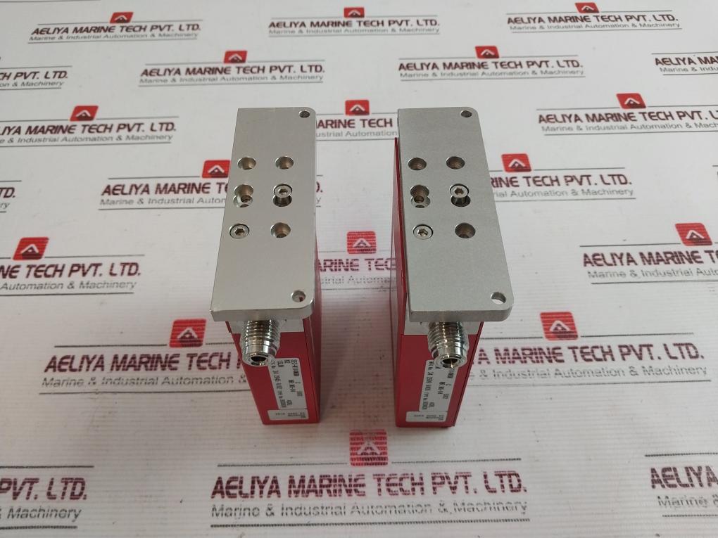 Horiba Stec Sec-n114mgm Mass Flow Device 000008 2509 6405