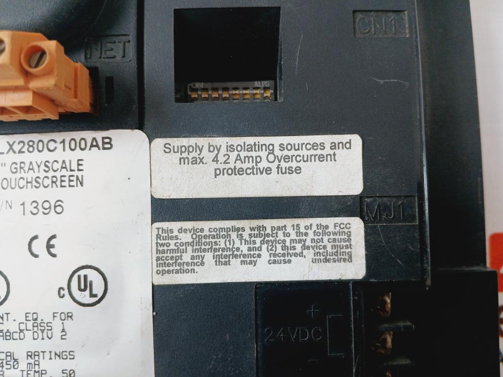 Horner Helx280C100Ab 5.7” Grayscale Touchscreen 24Vdc, 450Ma