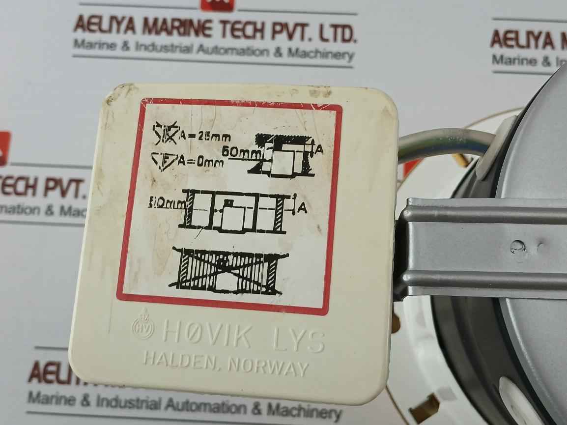 Hovik Lys Tc-t18W.100W Adjustable Brass Lamp 220V/60Hz 5P