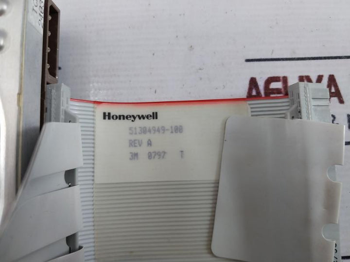 Hp 0950-2625 Hard Drive 4gb W/o Software 51402486-300 Rev: A (Pcb)