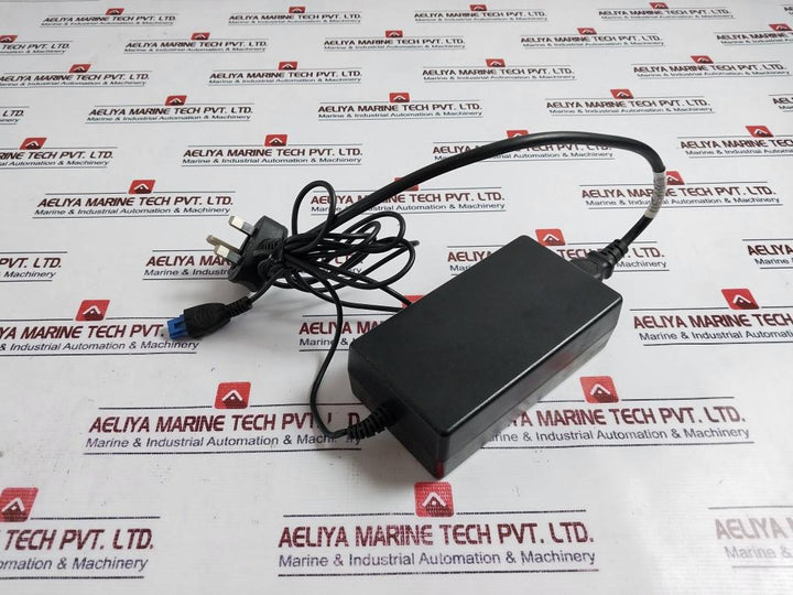 Hp 0957-2093 Ac Power Adapter 100-240V~ 1800Ma 50/60Hz +32V--- 2500Ma