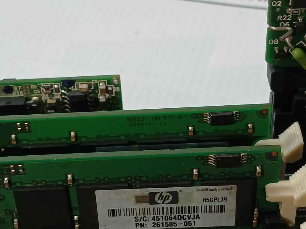 Hp 261585-051 Ecc Registered Memory Module 128Mb Dimm 94V-0 Pc2100R-25330-z